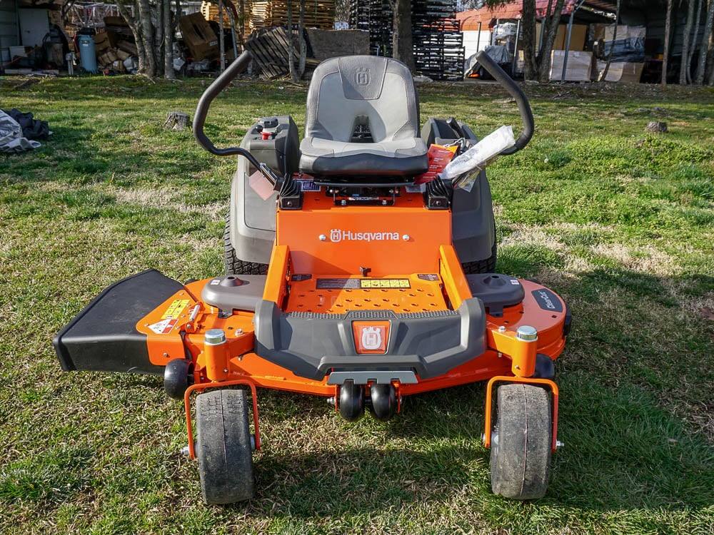 Husqvarna Z254F 54-Inch Zero-Turn Mower with Kawasaki Engine